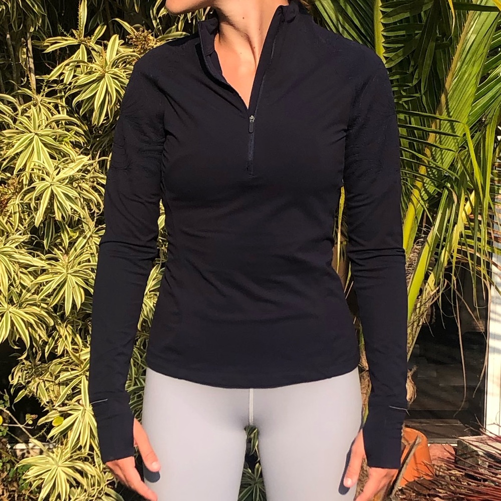 Lululemon Toasty Tech 1/2 Zip Pullover Size 4